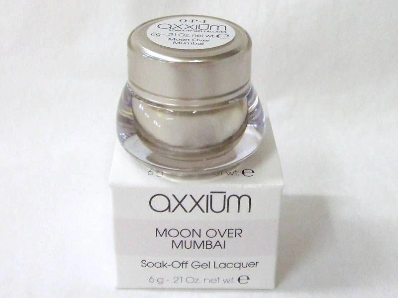 Кольоровий гель, молочно-білий OPI Axxium Soak-Off I46 Moon Over Mumbai 6 г