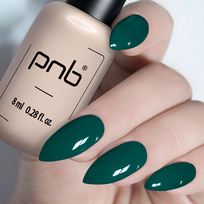 Гель-лак PNB №105 Lucky Green зелений, емаль 8 мл