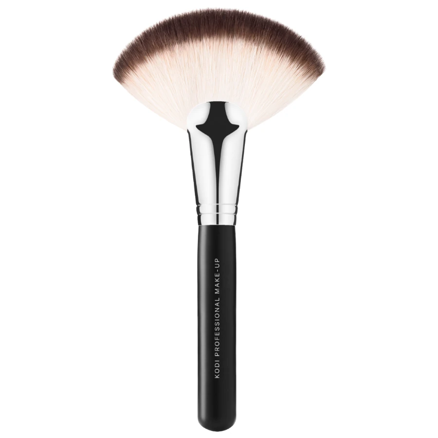 Віялоподібний пензлик Kodi Face Makeup Brush №31 натуральний, коза