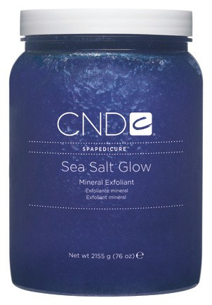 Готує сольовий скраб з зволожуючим ефектом CND Sea Salt Glow 2070 г