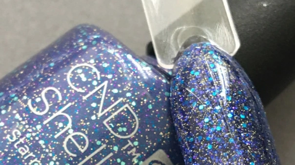 Гель-лак CND Shellac Starry Sapphire темно-синій з різнокольоровим глітером 7,3 мл