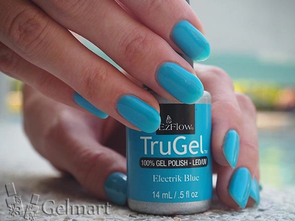 Гель-лак EzFlow TruGel Electrik Blue кислотний яскраво-блакитний з легким перламутром 14 мл