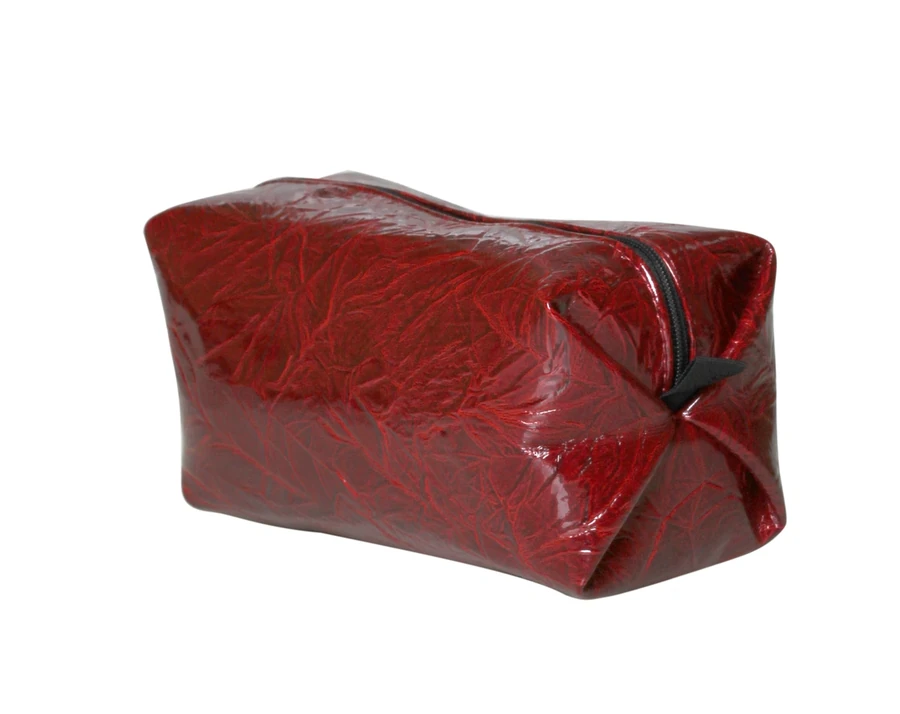 Косметичка середня OJO Bow Medium Cosmetician вишневий лак