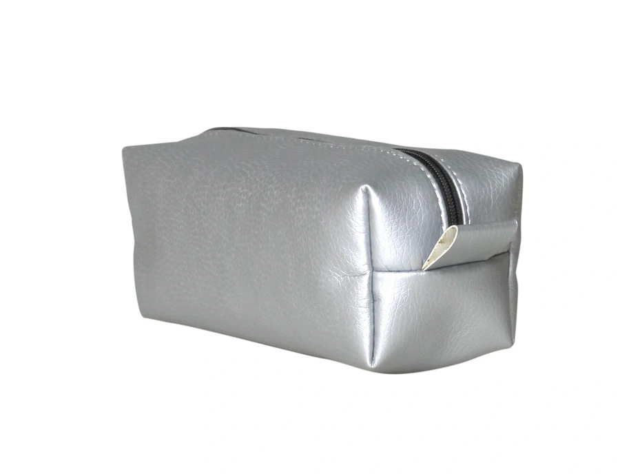Косметичка маленька OJO Compact Silver Small Cosmetician срібло