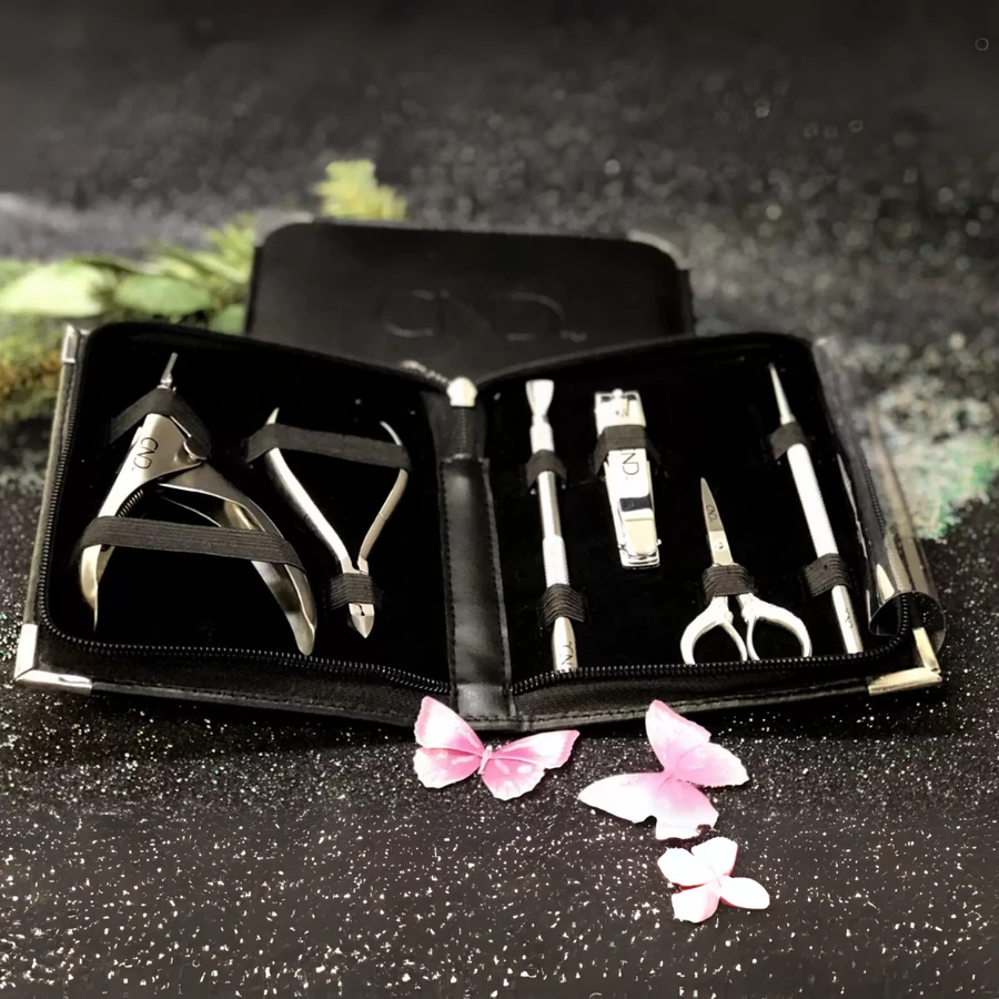 Набір інструментів для манікюру CND Implement Kit