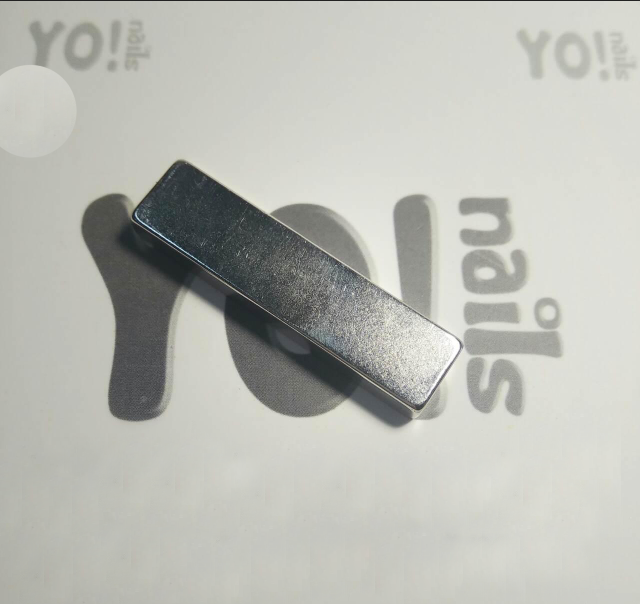 Магніт Yo!Nails Power Magnet Bar брусок