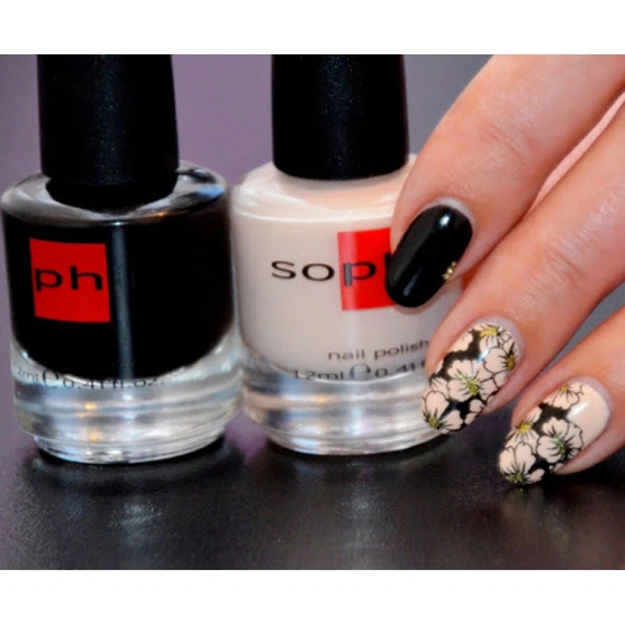 Лак Sophin Nail Lacquer №002 чорний, емаль 12 мл