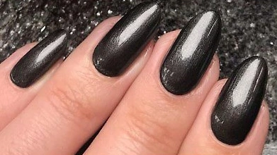Лак CND Vinylux Powerful Hematite темна сталь, шиммер 15 мл