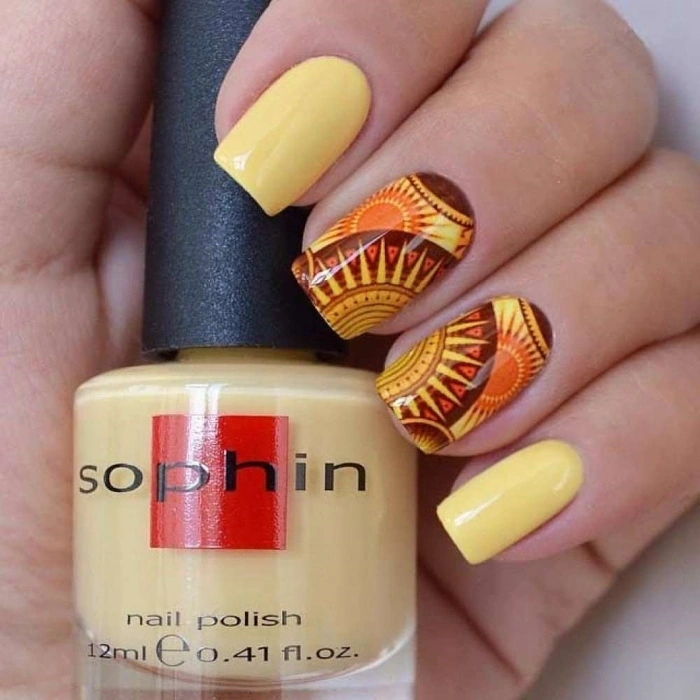 Лак Sophin Nail Lacquer №345 пастельний світло-жовтий, емаль 12 мл