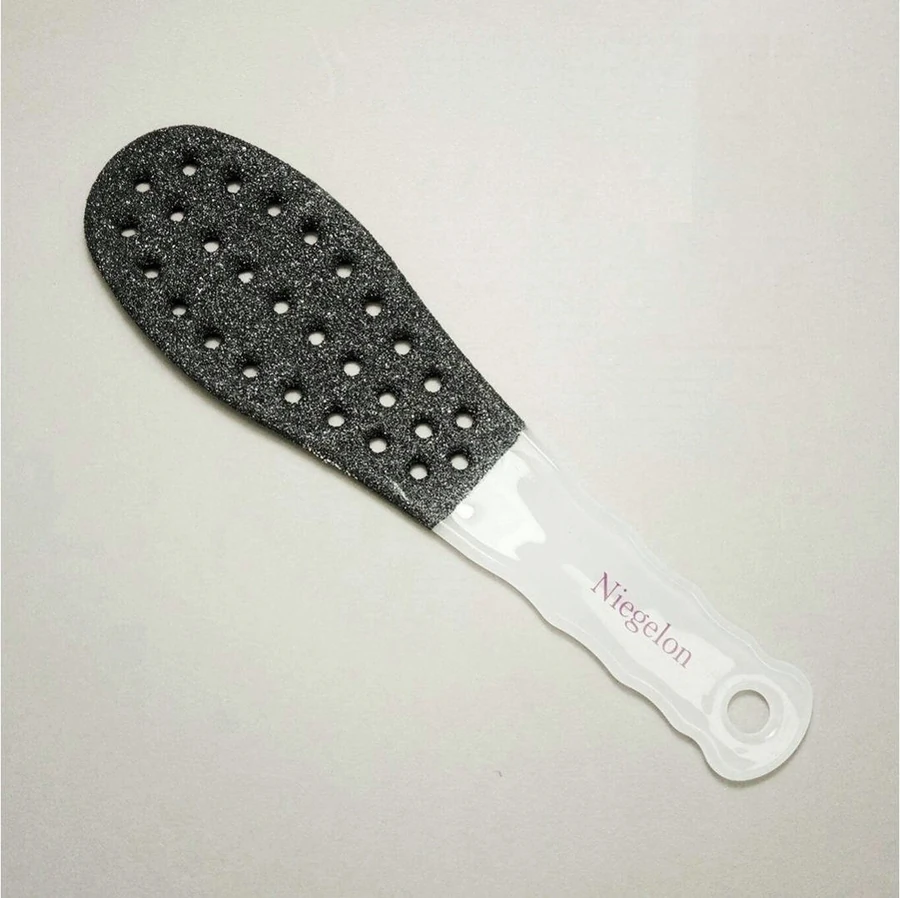 Пилка для педикюру з отворами Niegelon Foot Grater 6-0563
