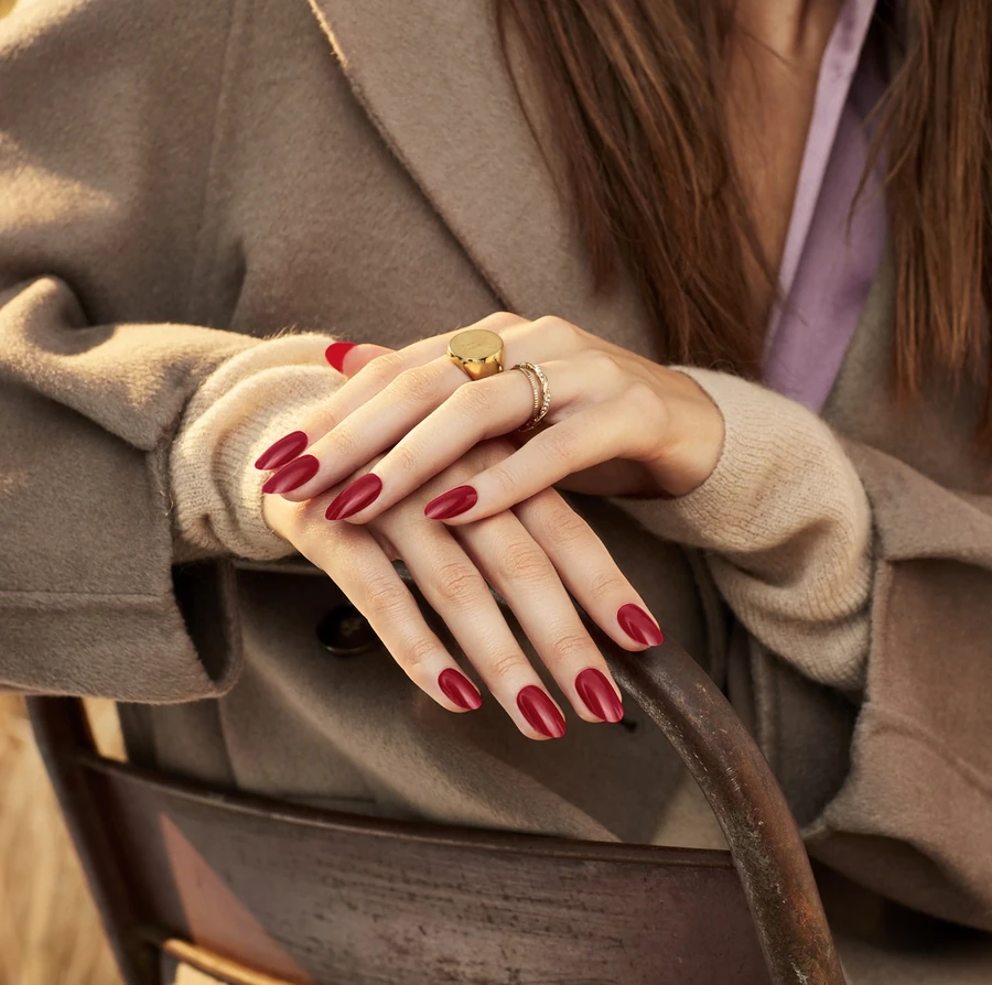 Гель-лак CND Shellac Books & Beaujolais темний червоний, емаль 7,3 мл