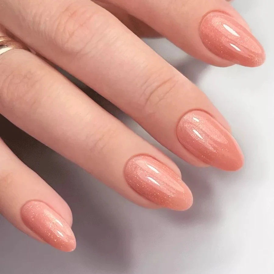 Камуфлююча база JOIA Vegan BB Cream Base Blush Rose рожево-нюдовий із золотим шиммером 8 мл