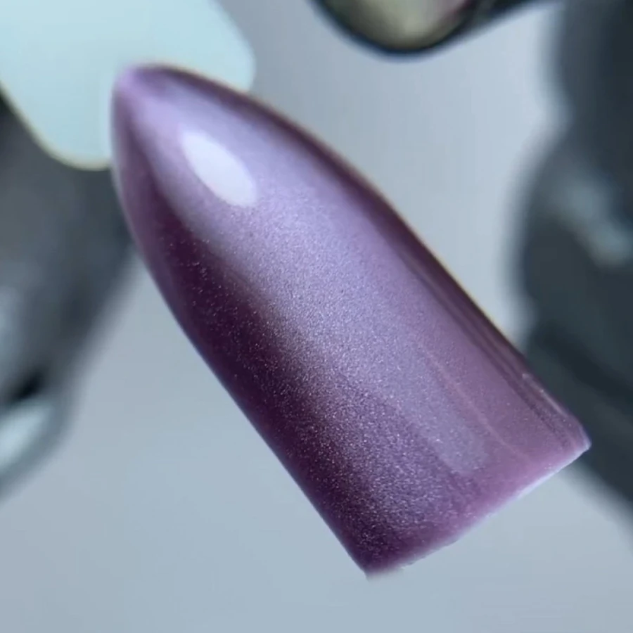 Гель-лак "Кошаче око" Molekula Ceramic Cat’s Eye CC08 фіолетовий, магнітний 6 мл