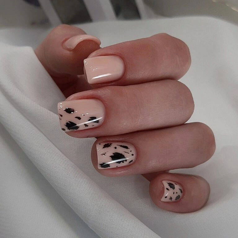 Nails Of The Day Bottle Gel 04 молочно-бежевий 10 мл